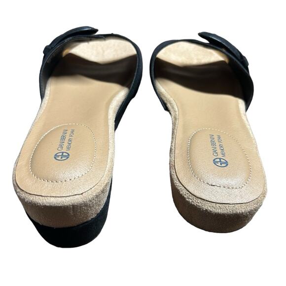 Giani Bernini Ashllyn Memory Foam Wedge Sandals Slip On Buckle Strap  NEW Size 9 - Picture 6 of 11